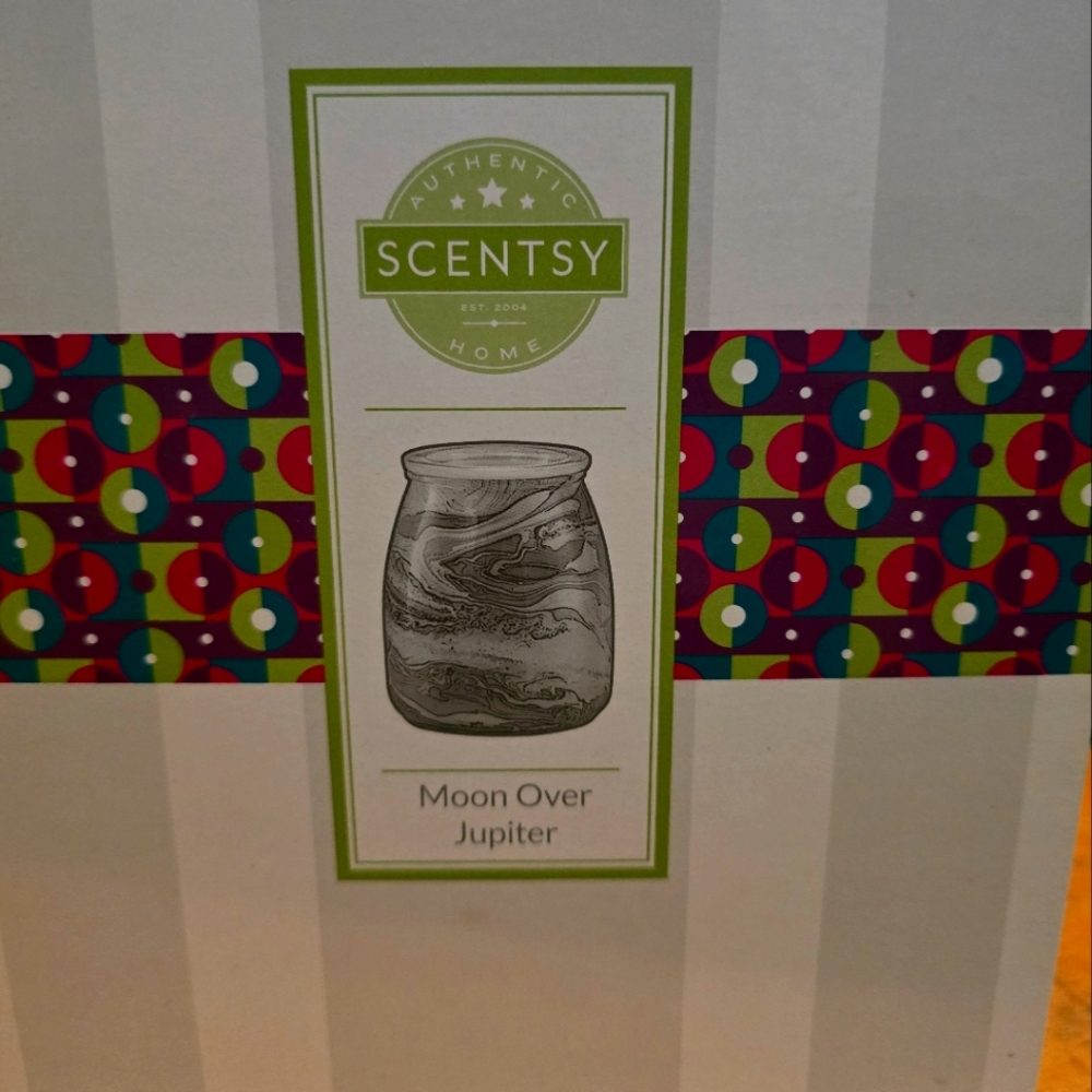 Scentsy Moon Over Jupiter Warmer